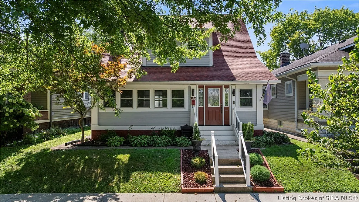 3 bed, 1.5 bath, 1580 sqft, $2,200 — Photo 1