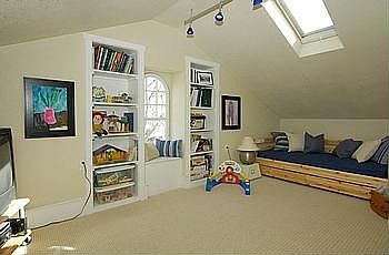 Upstairs den/playroom