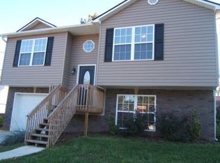 2905 Mayfield Dr, Johnson City, TN 37604