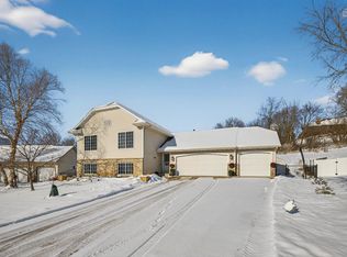 832 Balsam Ct NE, Pine Island, MN 55963