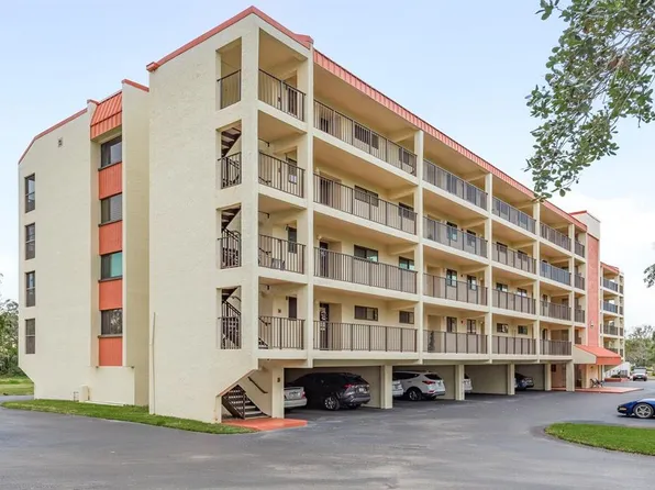 9433 Harbor Greens Way APT 501, Seminole, FL 33776