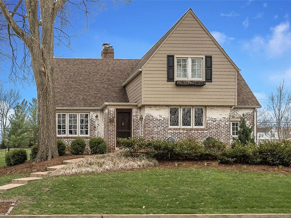 1st image of 160 Sweetbriar Ln