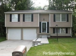 10290 Smugglers Cv, Aurora, OH 44202