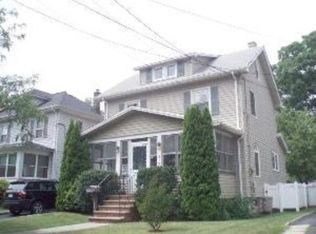 215 E Clay Ave, Roselle Park, NJ