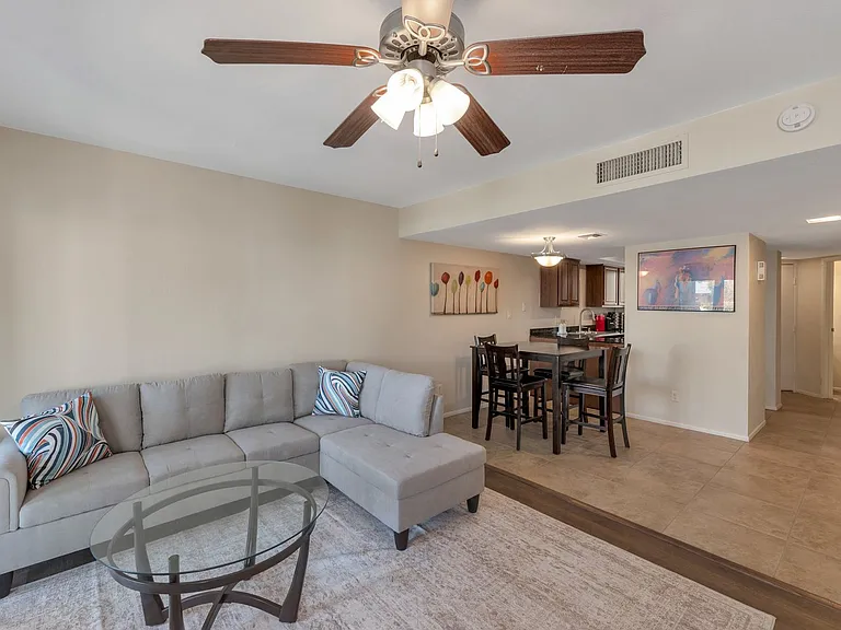 885 N Granite Reef Rd #61 — Photo 2