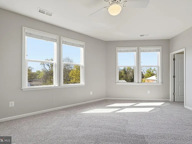 8923 Quarry Rd — Photo 35