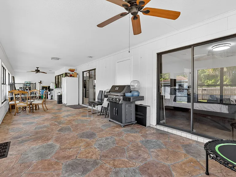 481 SW Aster Rd — Photo 35