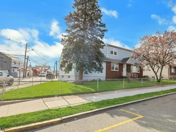 264 Lincoln Pl, Garfield City, NJ 07026