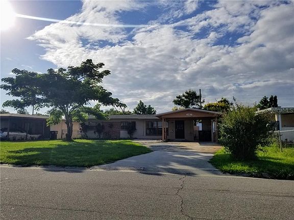 3rd image of 6236 Royal Oak Dr