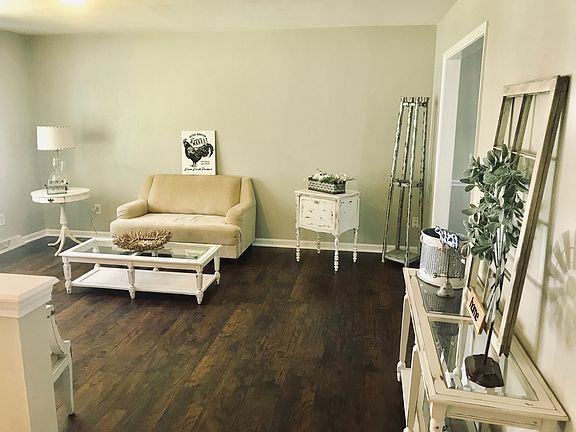 3rd image of 5438 Loblolly Dr