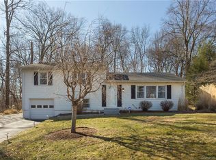 11 Westwood Rd, Stamford, CT 06902