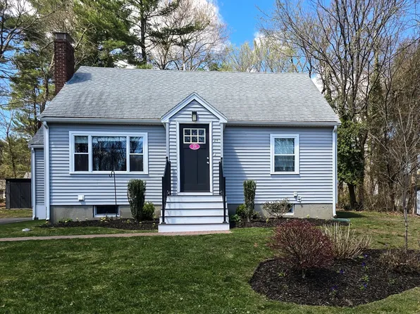 29 Anderson Rd, Stoughton, MA 02072