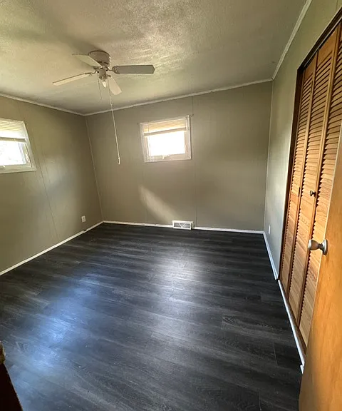 4068 Valley Cir — Photo 20