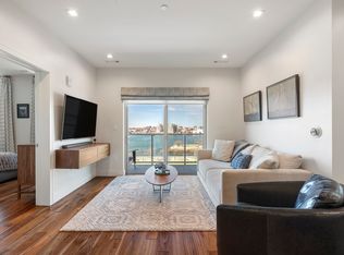 99 Sumner St #Penthouse 621, Boston, MA 02128
