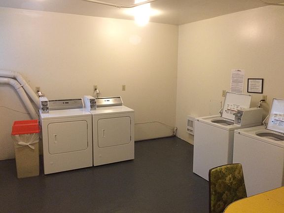 3rd image of 180 S Cannon St #303