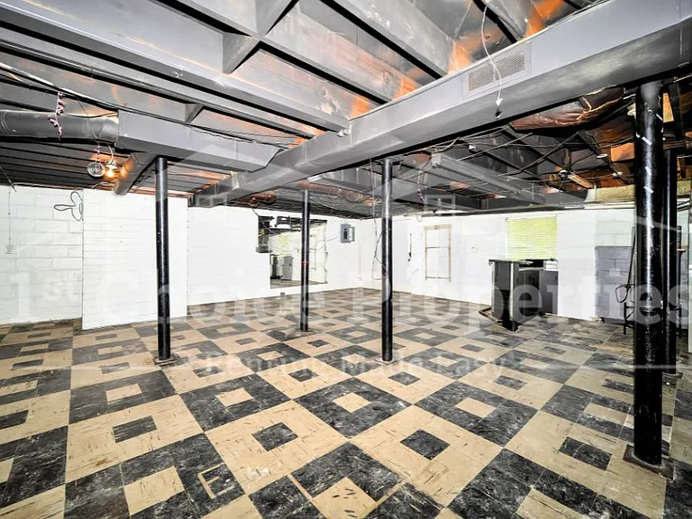 1708 Decatur Ave — Photo 11