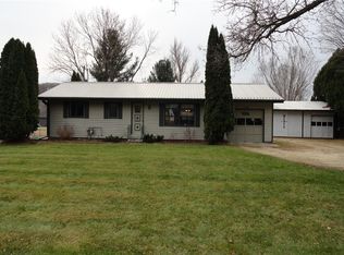 1027 W Winter Ave, Elmwood, WI 54740