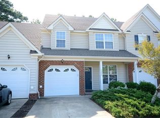1206 Island Park Cir, Suffolk, VA 23435