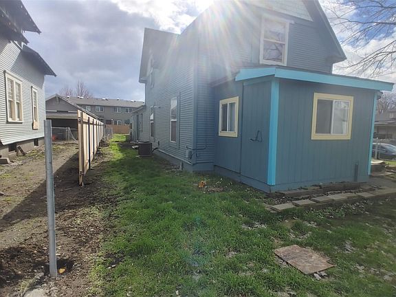 5th image of 415 W Cherry Street