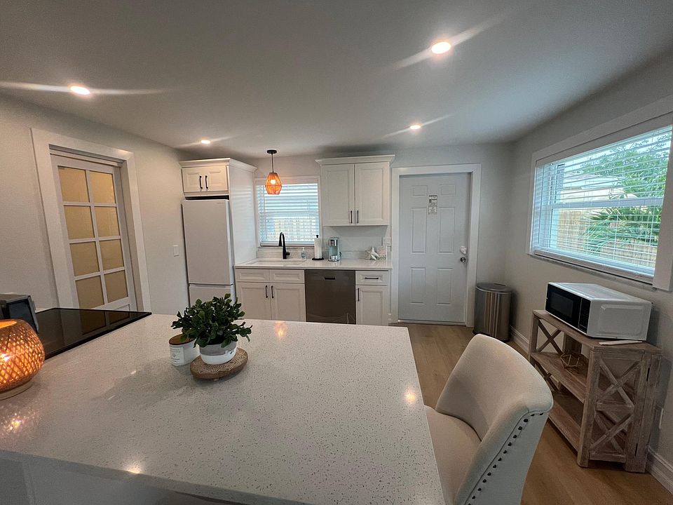 1112 Highlands Dr Naples FL Zillow