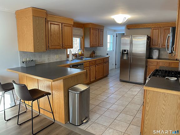 3rd image of 38 Northwood Road