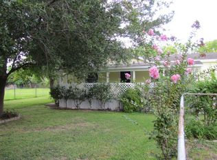 2200 1/2 Horn Rd, Bay City, TX 77414