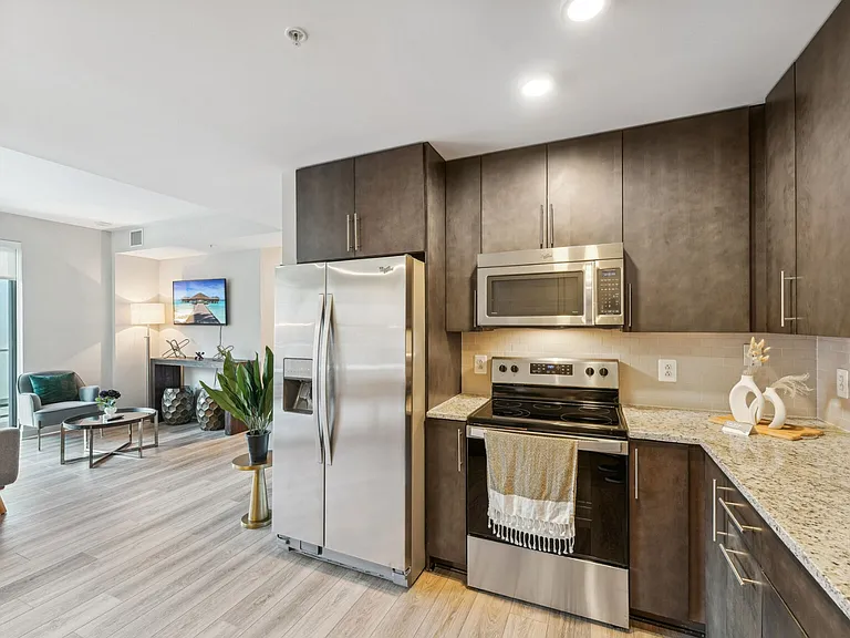 Ovation at Park Crest — Photo 18