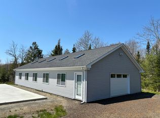 22 Sawblade Road, South Thomaston, ME 04858