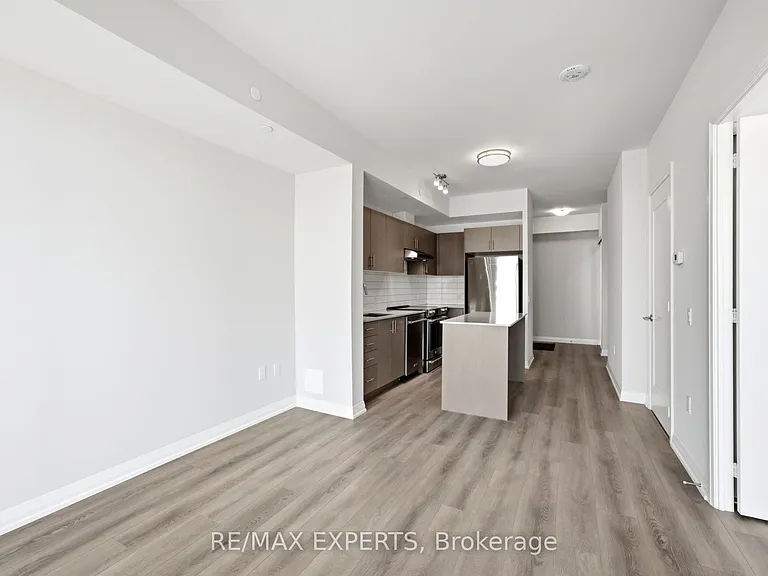 9000 Jane St #1220 — Photo 18