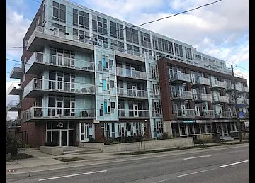 42 Bridgeport Rd E #401