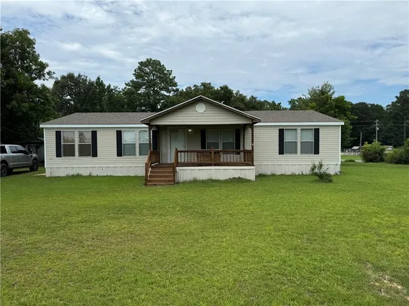 1402 Cemetery Rd, Pineville, LA 71360