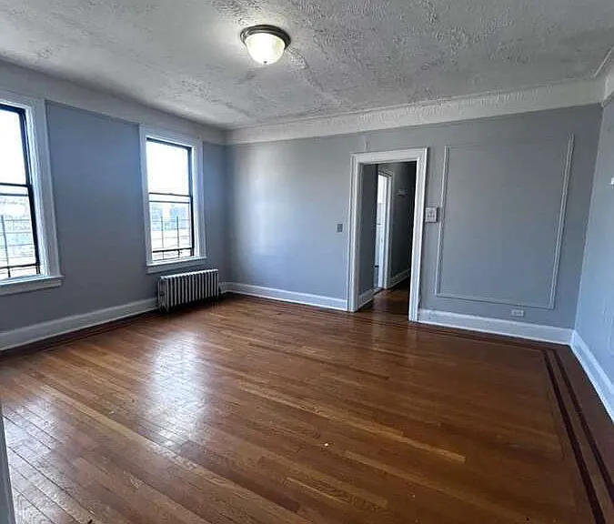15 Locust Hill Ave — Photo 4