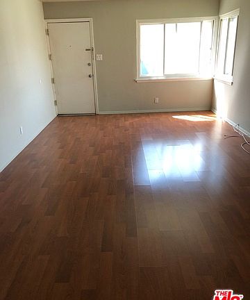 4th image of 8918 Reading Ave #8918