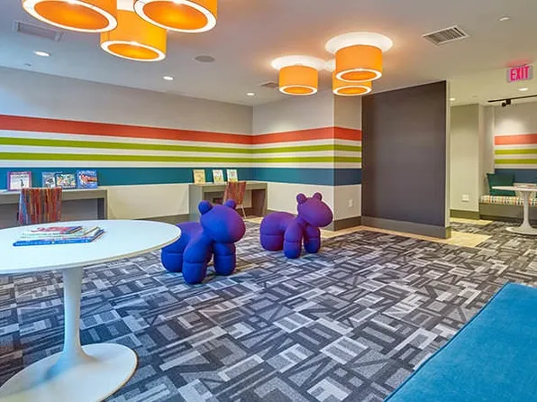 294 Coles Street image 10 of 19