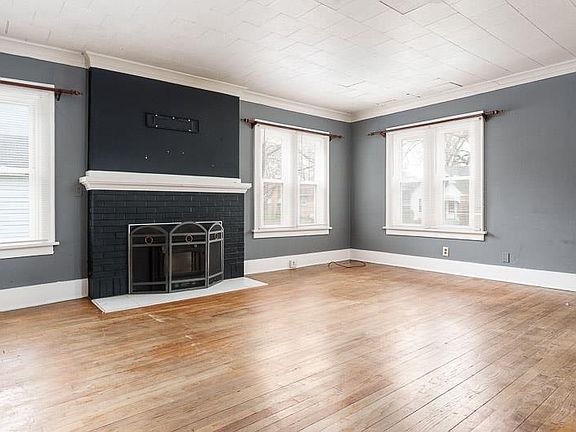 5th image of 110 ADAMS Street