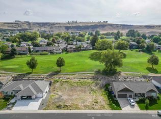 4 Ridgewater Dr, Lewiston, ID 83501