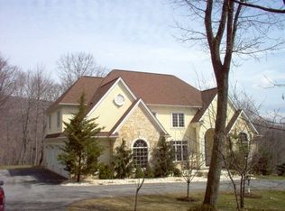 176 Stonehedge Rd, Hollidaysburg, PA 16648