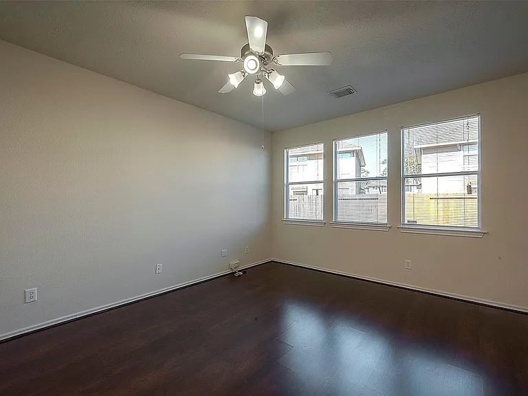 14330 Fairbuff Ln — Photo 5