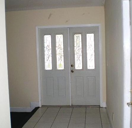 4th image of 4904 NW 49th Ave