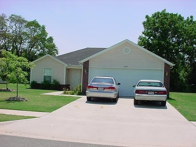 1st image of 802 E Olrich St