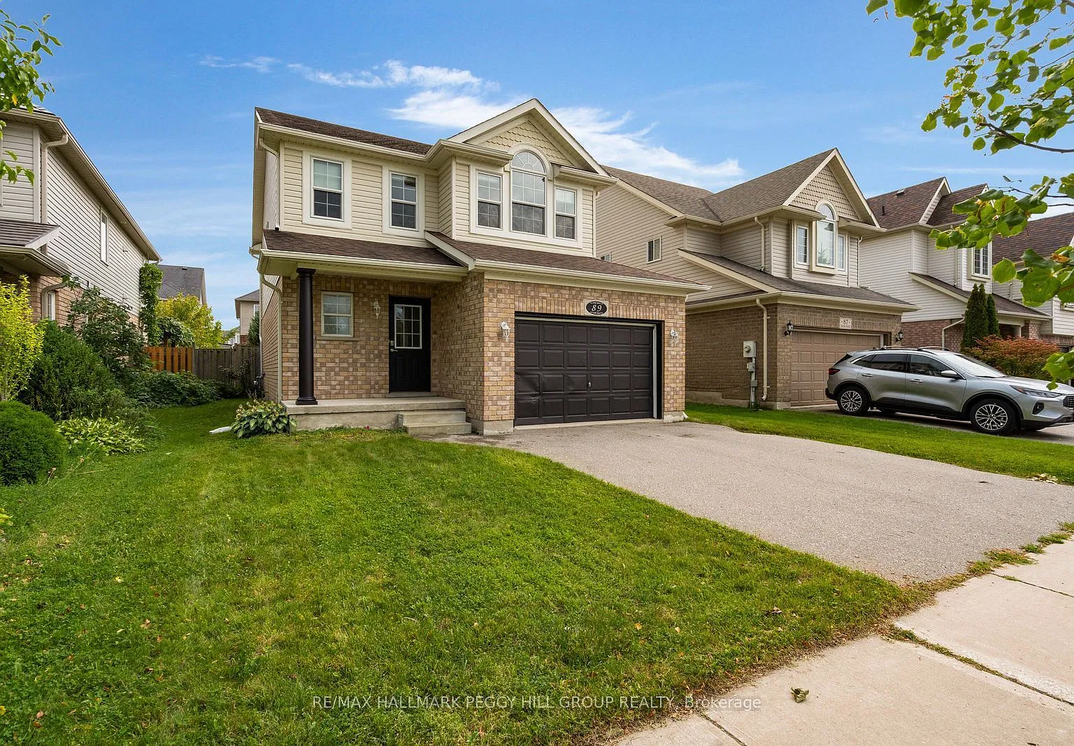 4 bed, $2,900 — Photo 1