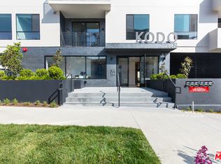 2867 Sunset Pl #208, Los Angeles, CA 90005