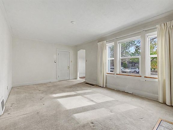 5th image of 617 S Vine Street