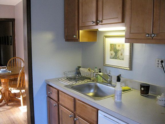 2nd image of 4205 N Ashland Ave