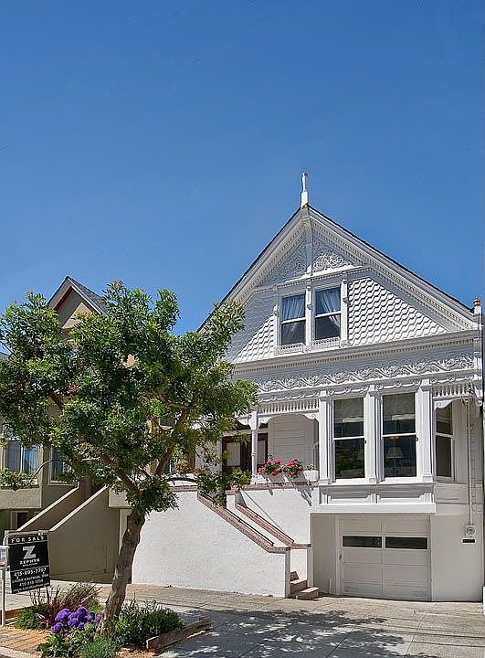 1st image of 176 Tiffany Ave