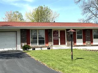 801 Gaillard Ct, Ballwin, MO