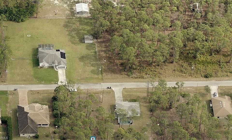 2nd image of 1108 Highland Ave