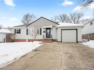 13584 Bellbrook Dr, Brookpark, OH