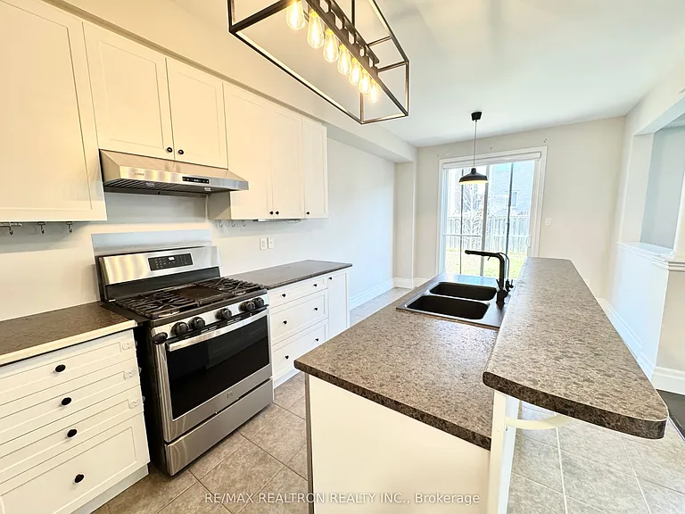 11 Stoyell Dr — Photo 9
