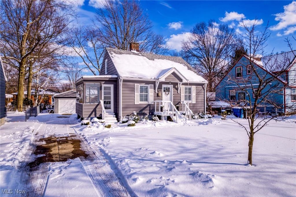 Real estate listing image